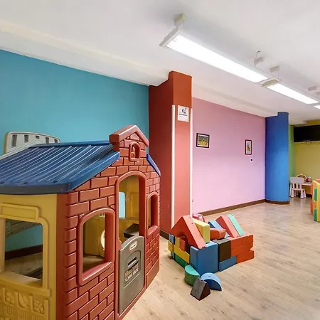 Stella Maris And B4 * Pietra Ligure