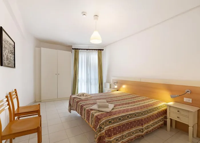 Διαμέρισμα Stella Maris And B4